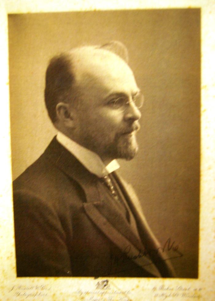 Photo portrait of Rev Rushbrooke