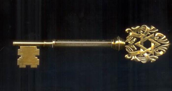 Golden Key to Synagogue