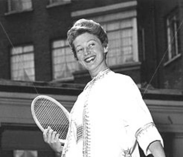 Angela Buxton tennis star