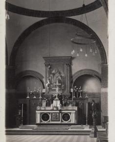 St. Jude-on-the-Hill interior - the lady chapel