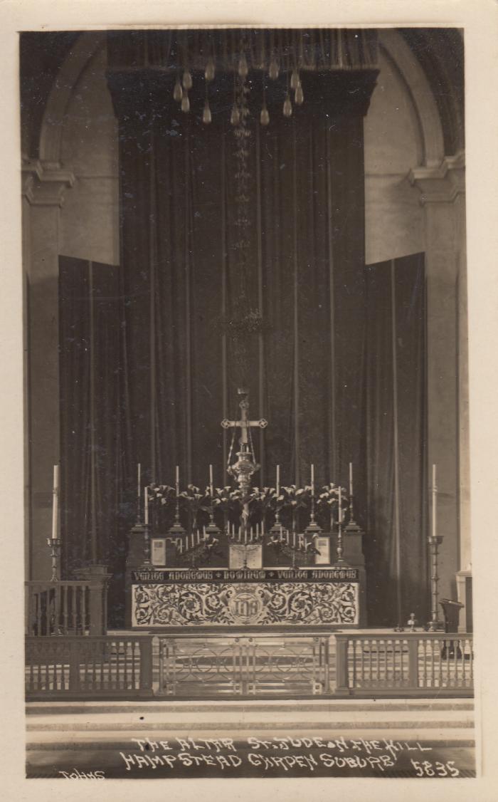 St. Jude-on-the-Hill interior - the altar