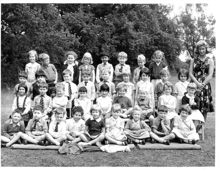 Class 1 Summer 1963 Mrs Hall