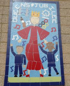 Queen's Golden jubilee mosaic on side of Infant school 2002