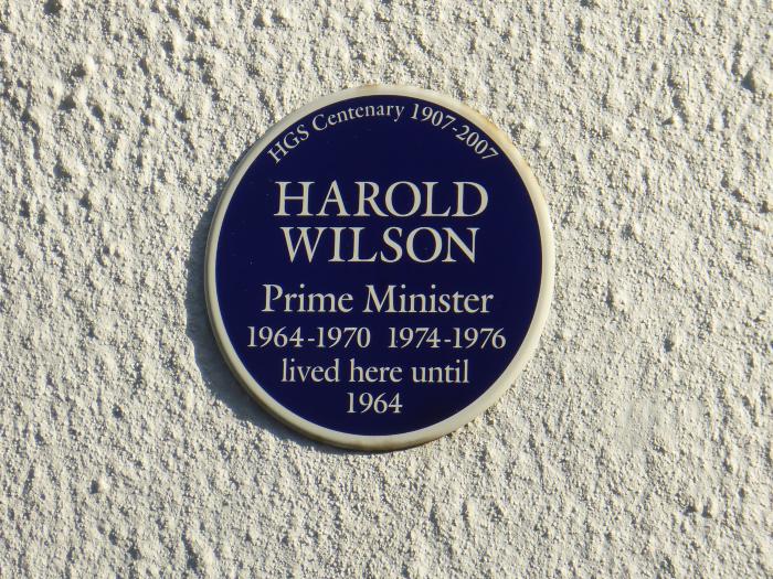 12 Southway plaque to Harold Wilson