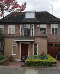 Post-war Peter Caspari House on Church Mount