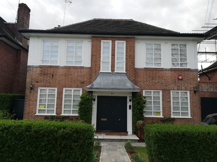 Post-war Peter Caspari house on Norrice Lea