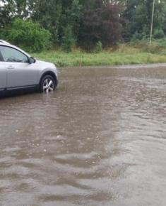 Flooding along Hampstead Way