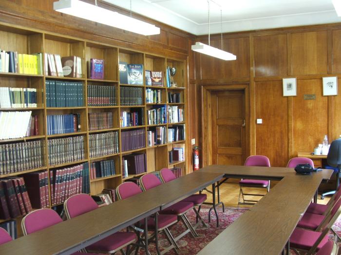 Synagogue Library